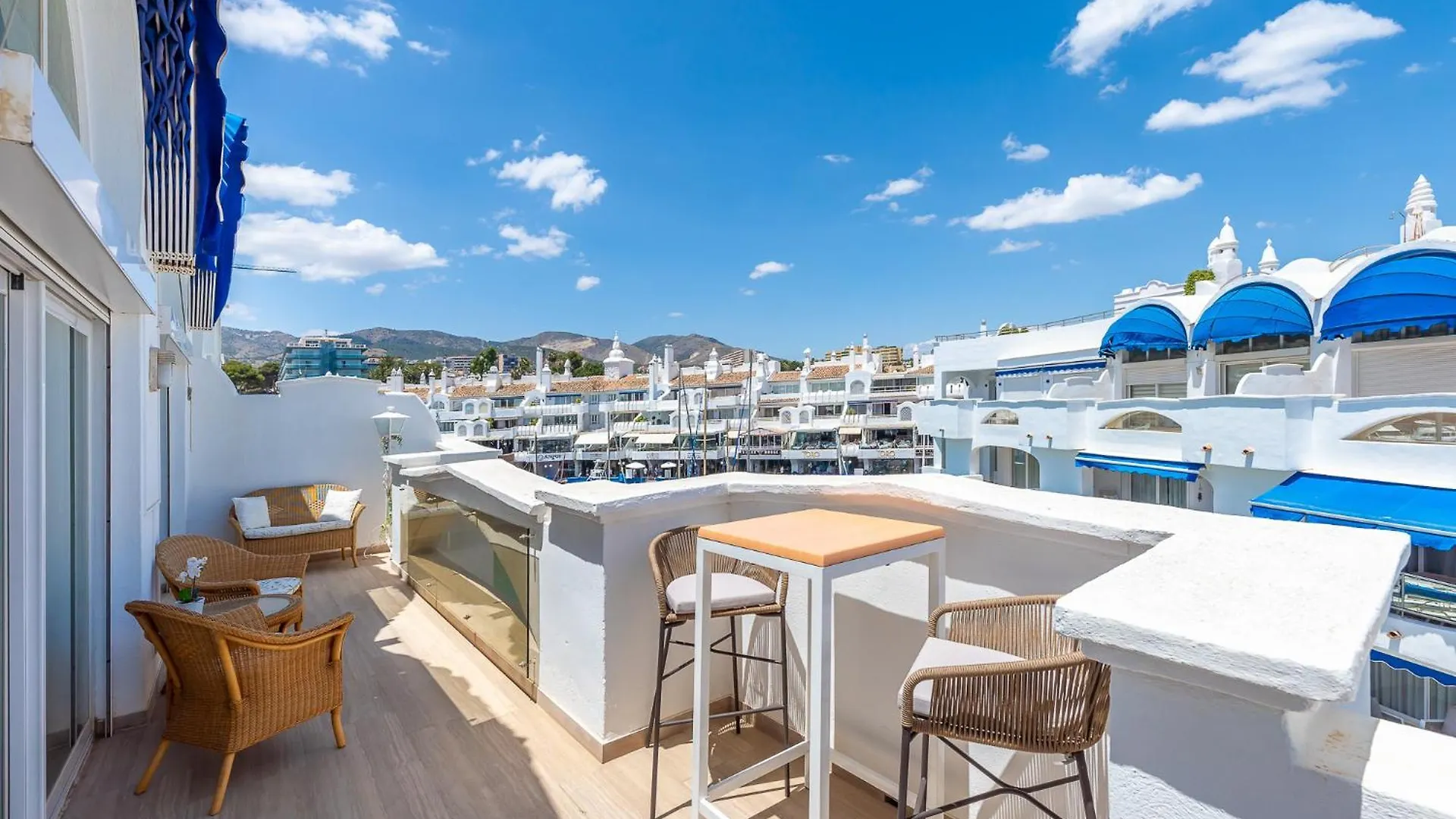 Atico Dentro De La Isla Puerto Marina - Holiday Rentals Apartment Benalmadena